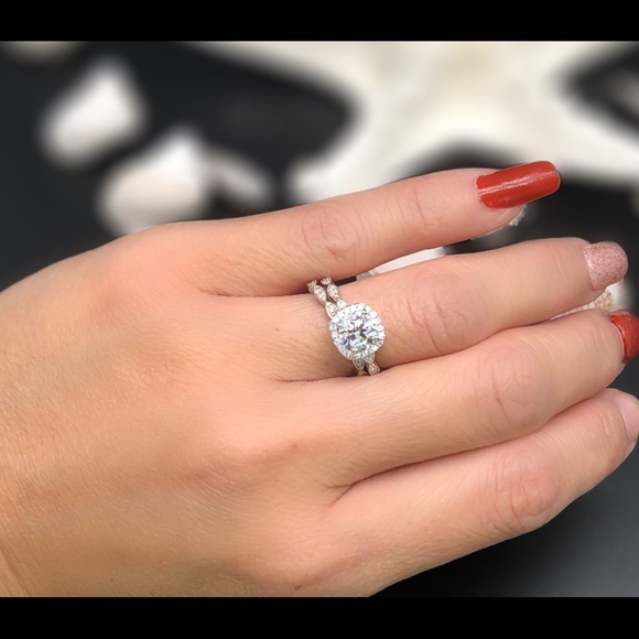 Moissanite ring set with certificate - Picture 3 of 15